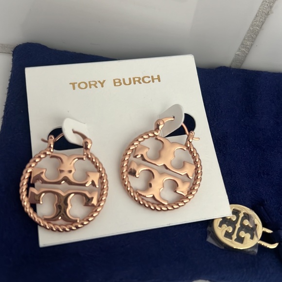 Rose/Gold TORY BURCH Hoop - Picture 14 of 16